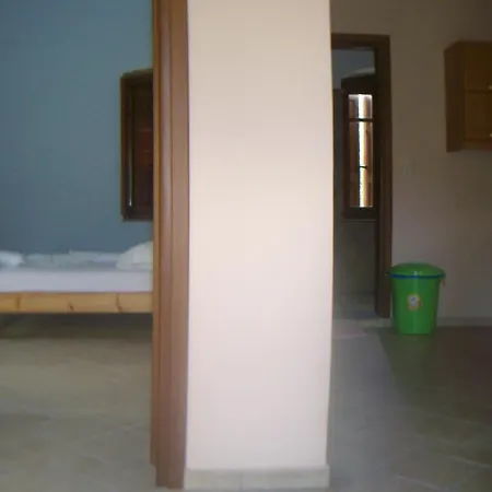 Giannis House 펜션 *