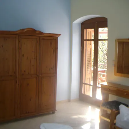 Giannis House 펜션 *